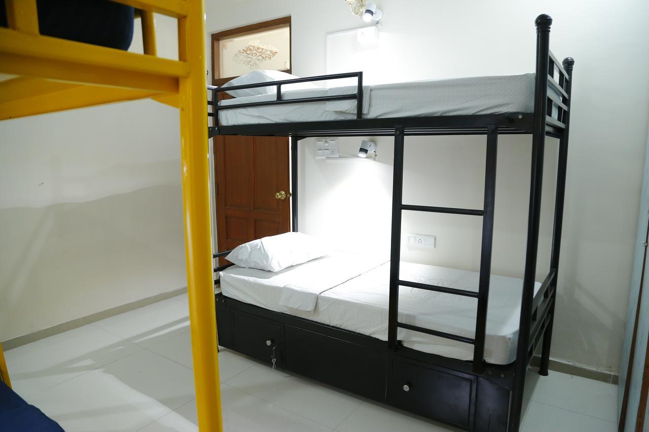 Nomads Nest Vandrarhem Hyderabad Exteriör bild